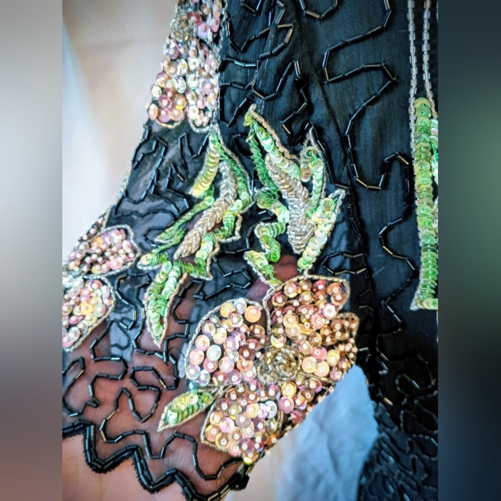 𝗟𝗮𝘂𝗿𝗲𝗻𝗰𝗲 𝗞𝗮𝘇𝗮𝗿 𝗩𝗧𝗚.𝗦𝗲𝗾𝘂𝗶𝗻 𝗙𝗹𝗼𝗿𝗮𝗹 𝗗𝗿𝗲𝘀𝘀 - Picture 5 of 13